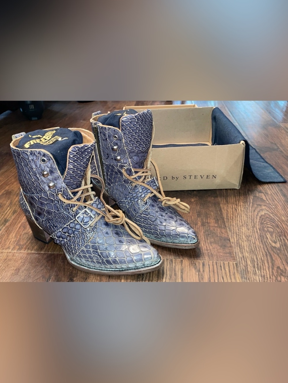 Freebird by Steven Women's Black Snake Print Leather Ankle Boots Size 11